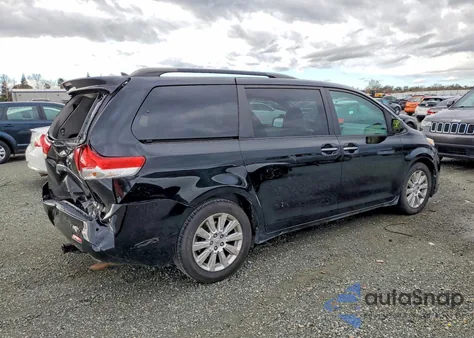 2011 Toyota Sienna z USA, uszkodzony, nr VIN 5TDDK3DC9BS009412